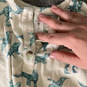 Kate Quinn Dino Tee 3T